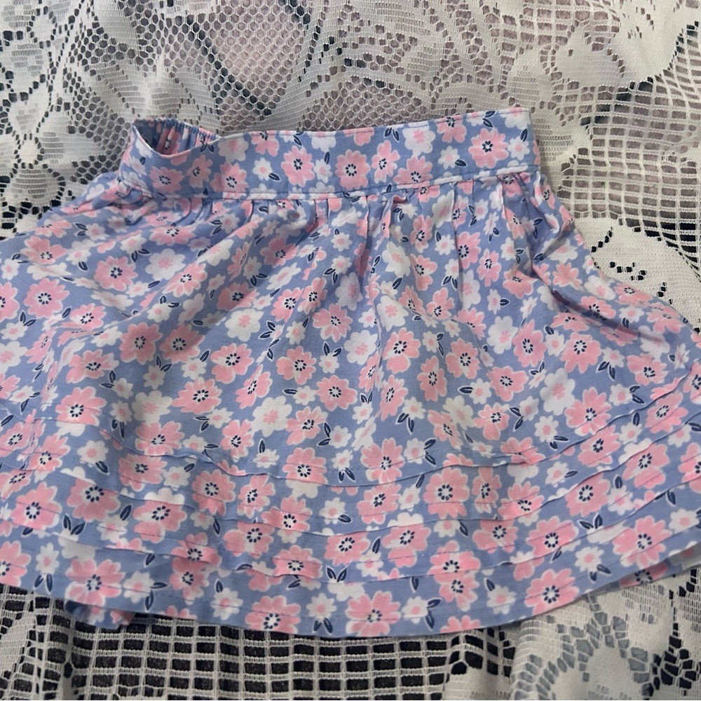 4/$20🌷Carter’s Toddler Floral Skirt 🌸pink & white flowers. 2T
